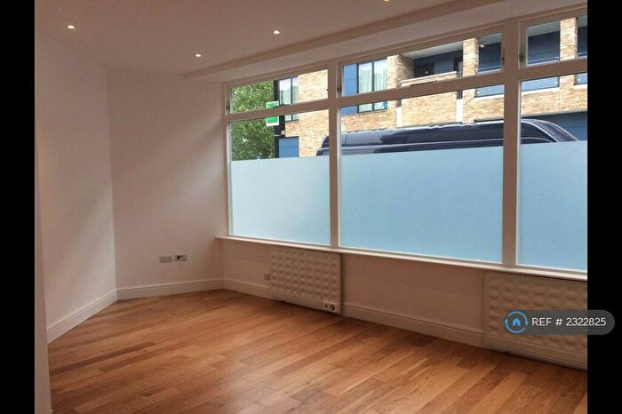 Studio To Rent In Westmoreland Road, London, SE17