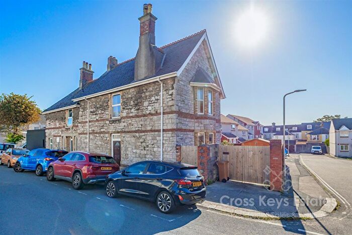 2 Bedroom Semi Detached House To Rent In Salisbury Road, St Judes, PL4