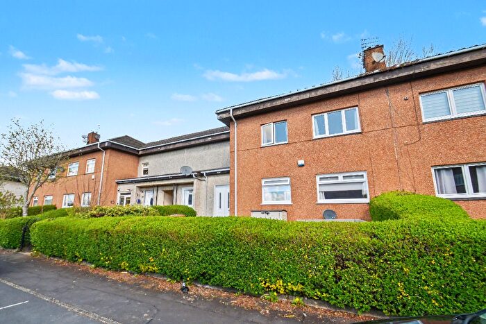 3 Bedroom Flat For Sale In Moulin Circus, Cardonald, Glasgow, G52