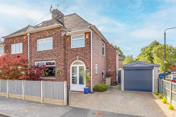 3 Bedroom Semi Detached House For Sale In Oakleys Road, Long Eaton, NG10