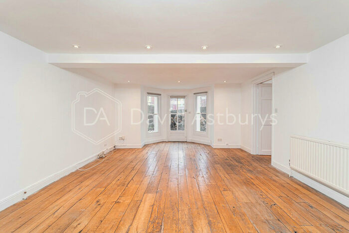 3 Bedroom Apartment To Rent In Wolseley Road, Crouch End, London, N8