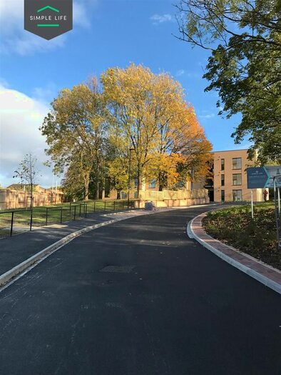 2 Bedroom Flat To Rent In Cutlers Court, Sheffield S2