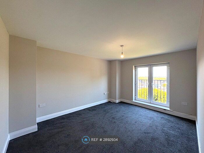 1 Bedroom Flat To Rent In Wimborne Road, Bournemouth, BH11