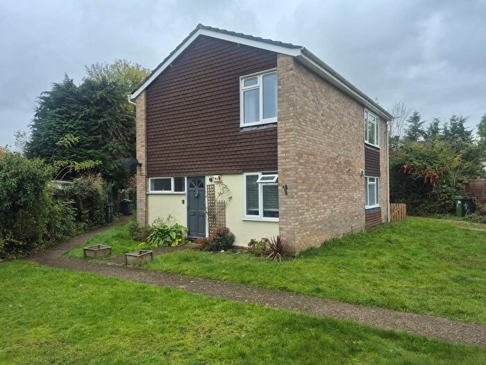 2 Bedroom Flat For Sale In School Lane, Maidstone, ME15