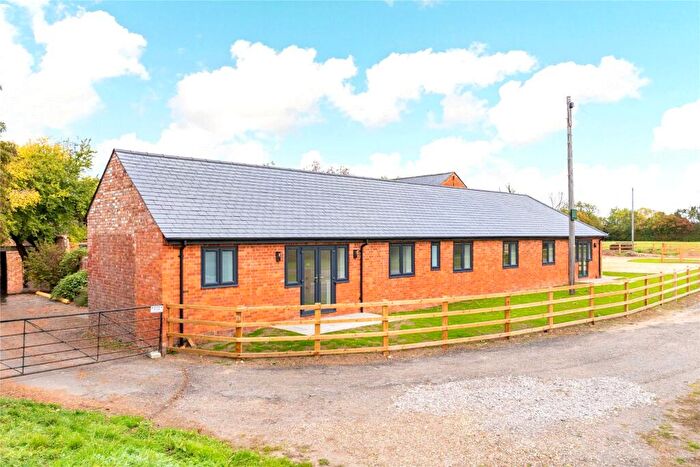 3 Bedroom Bungalow For Sale In Rectory Farm, Walgrave, Northampton, Northamptonshire, NN6