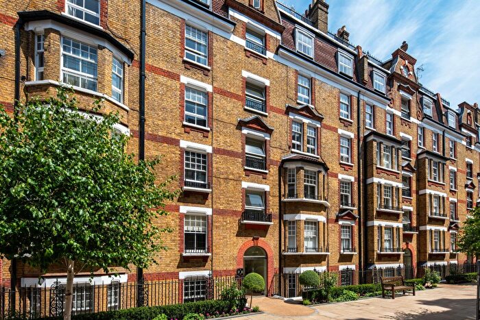 1 Bedroom Flat To Rent In Walton Street, London, SW3