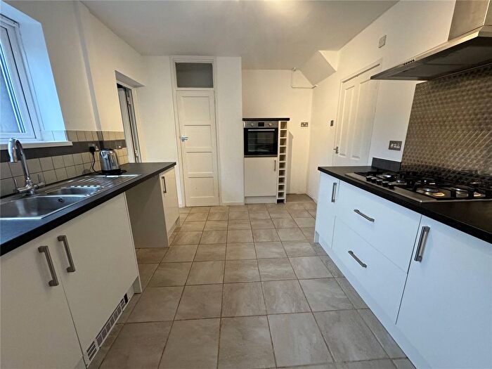 3 Bedroom Terraced House To Rent In Guy Road, Kenilworth, Warwickshire, CV8