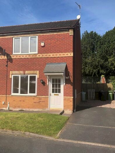 2 Bedroom Semi-Detached House To Rent In Camellia Gardens, Pendeford, Wolverhampton, WV9