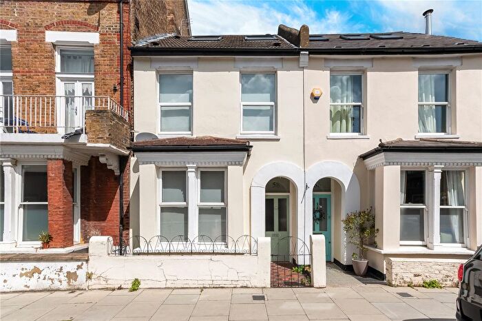 4 Bedroom Semi-Detached House To Rent In Heber Road, East Dulwich, London, SE22