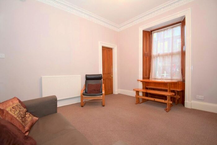 1 Bedroom Flat To Rent In Laurel Terrace, Slateford, Edinburgh, EH11