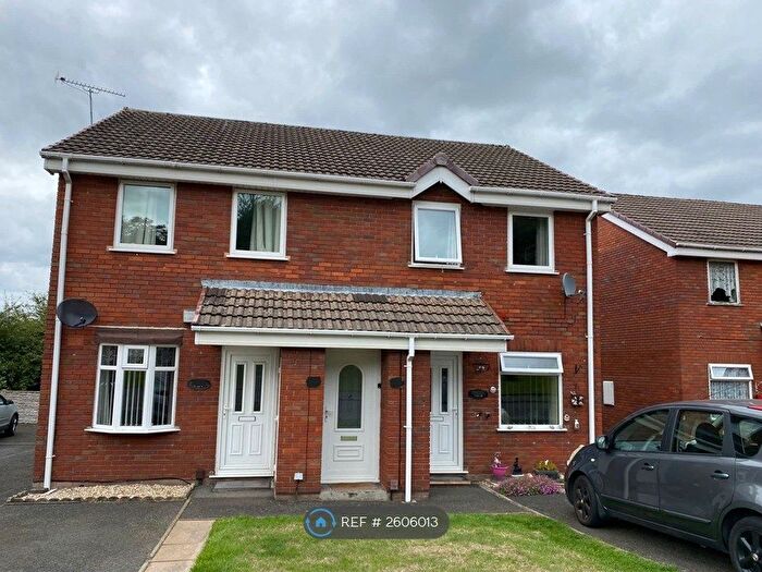1 Bedroom Flat To Rent In Apperley Way, Halesowen, B63