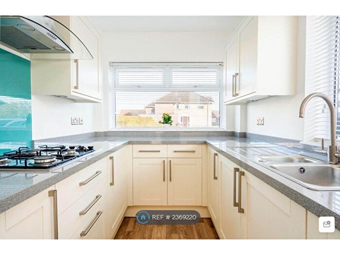 2 Bedroom Bungalow To Rent In Deerstone Way, Dunnington, York, YO19