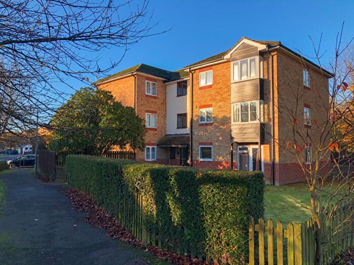 1 Bedroom Apartment To Rent In Tamarin Gardens, Cambridge, CB1