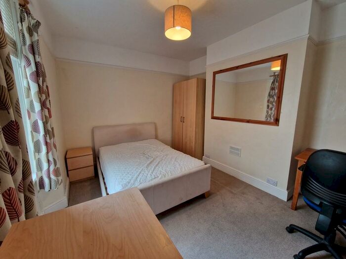 6 Bedroom Terraced House To Rent In Beaumont Road, PL4