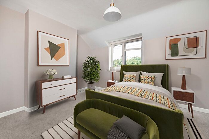 3 Bedroom Terraced House For Sale In Randall Hill Road, Sevenoaks, TN15