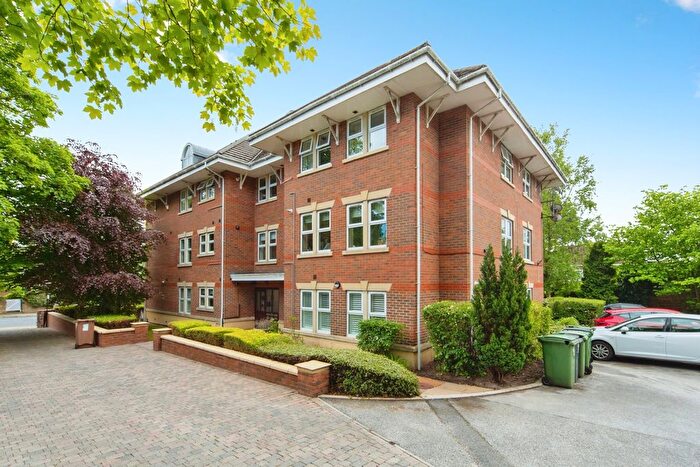 2 Bedroom Flat For Sale In Storeton Road, Oxton, CH43