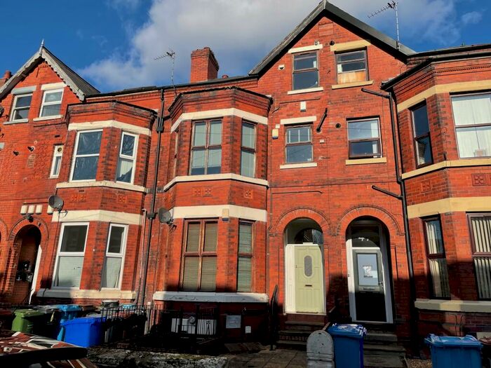 1 Bedroom Apartment To Rent In Central Road, West Didsbury, M20