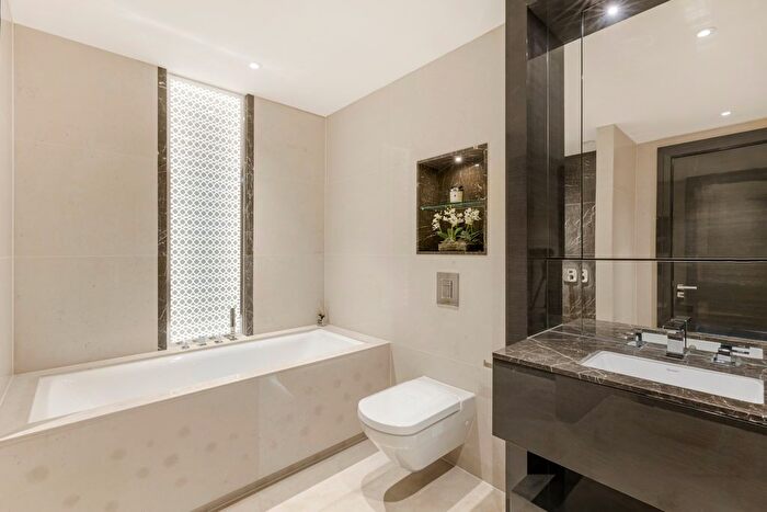 2 Bedroom Flat For Sale In Radnor Terrace, West Kensington, London, W14