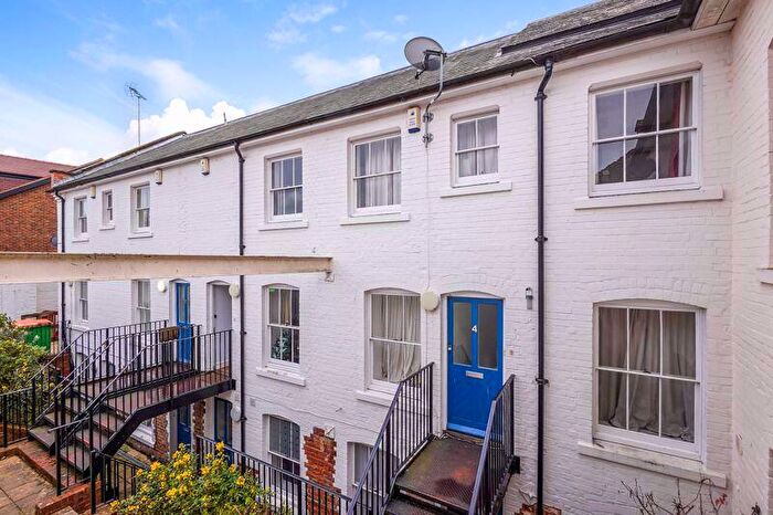 3 Bedroom End Of Terrace House To Rent In Ivy Lane, Canterbury, CT1