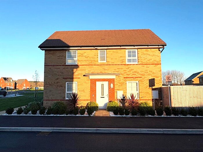 3 Bedroom Semi Detached House For Sale In King Gardens, Wimborne, BH21