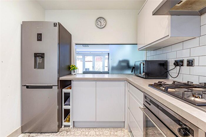 3 Bedroom Terraced House For Sale In Lakeside, Fishponds, Bristol, BS16