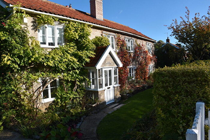 4 Bedroom Cottage To Rent In Church Road, Garboldisham, IP22