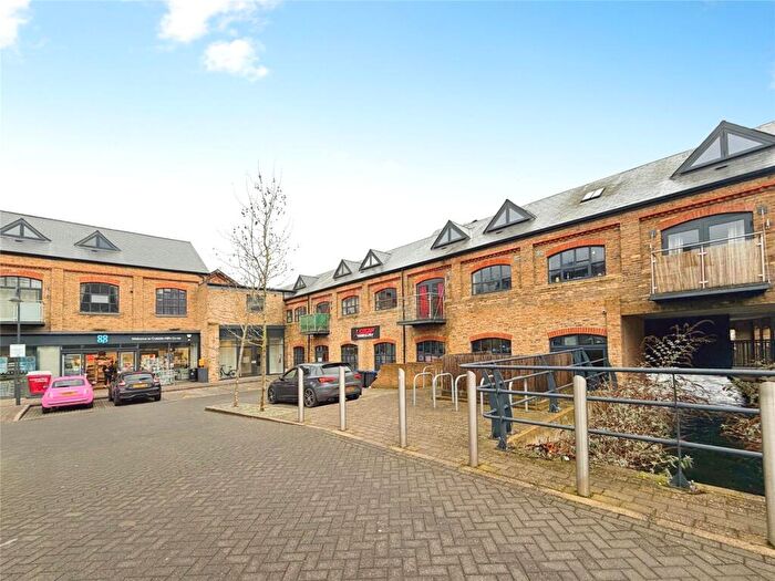 1 Bedroom Flat To Rent In Crabble Hill, Dover, Kent, CT17