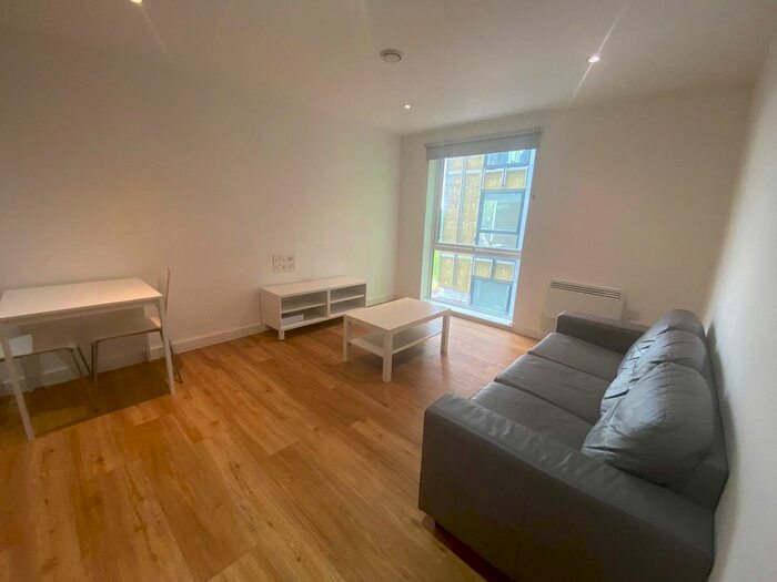 2 Bedroom Flat To Rent In Eastbank Tower, Great Ancoats Street, M4