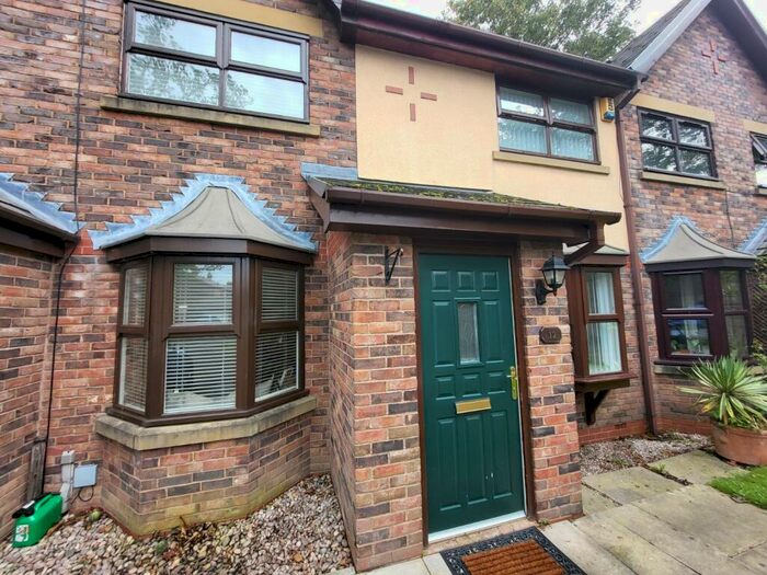 2 Bedroom House To Rent In Belcroft Close, Northenden, Manchester, M22