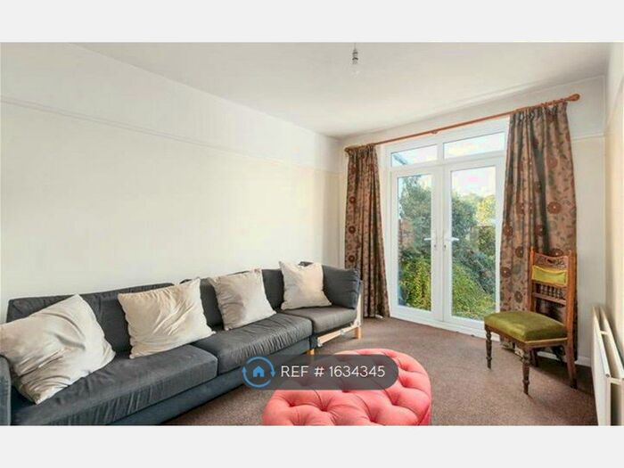 3 Bedroom Semi-Detached House To Rent In Durnsford Road, London, SW19