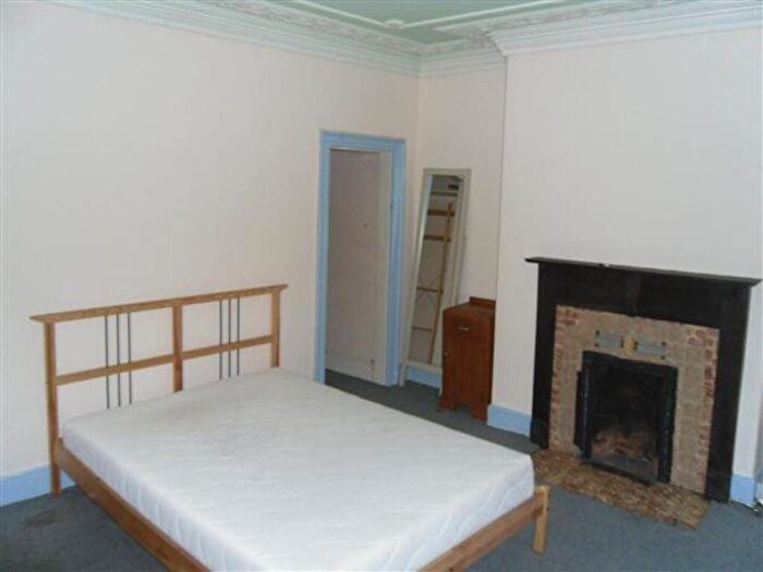 5 Bedroom Town House To Rent In St Michaels Hill, BS2