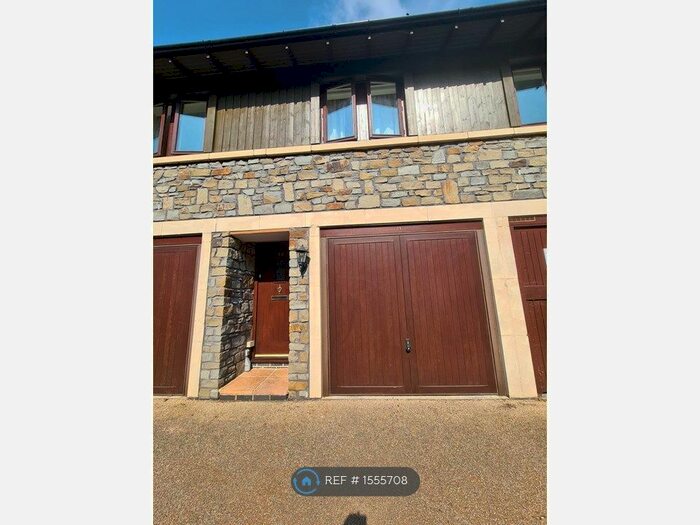 4 Bedroom Flat To Rent In Vanbrugh Lane, Stapleton, Bristol, BS16