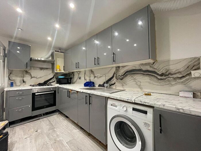 1 Bedroom Flat To Rent In Southall, UB2