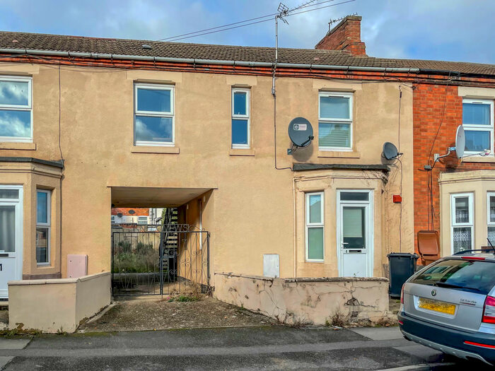 1 Bedroom Flat To Rent In Knox Road, Wellingborough, NN8