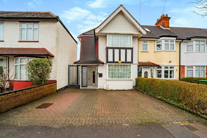 3 Bedroom Property To Rent In Risingholme Road, Harrow Weald, Harrow, HA3