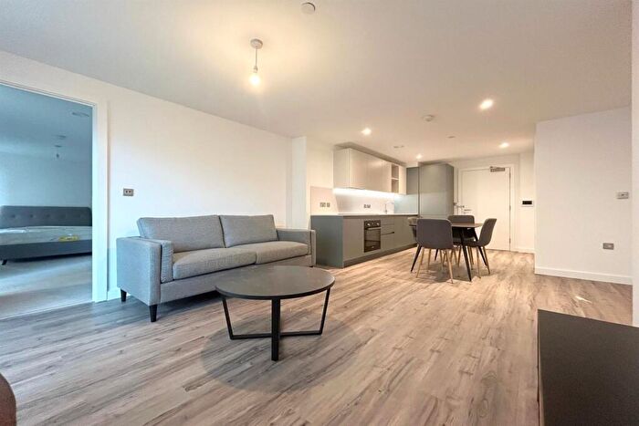 2 Bedroom Apartment To Rent In Block B Railings, Shale Lane, M5