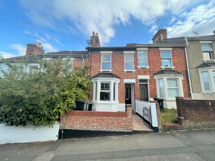 3 Bedroom Terraced House To Rent In Stafford Street, Old Town, SN1