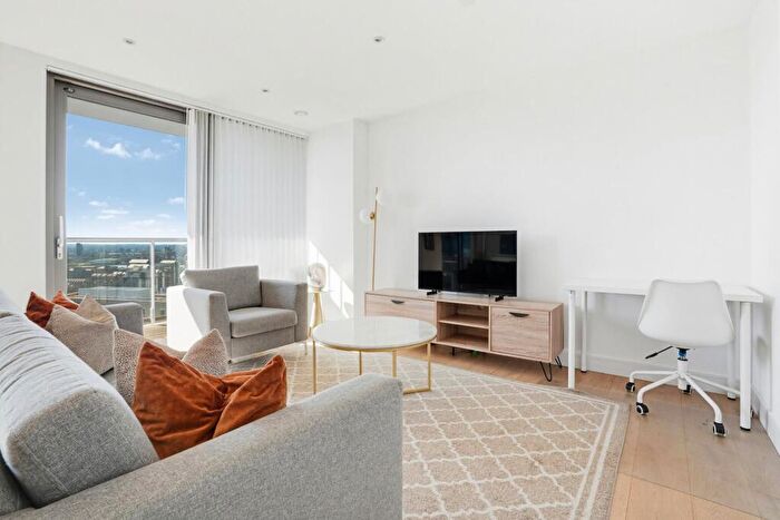 2 Bedroom Apartment For Sale In Heritage Tower, East Ferry Road, Canary Wharf, E14