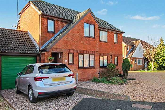 3 Bedroom Semi Detached House For Sale In Treen Close, Thrapston, NN14