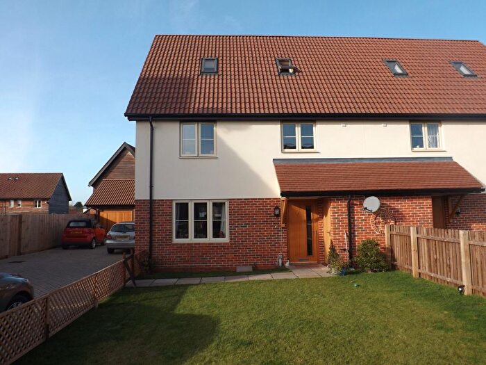 3 Bedroom Semi-Detached House To Rent In Burlingham Road, East Harling, NR16