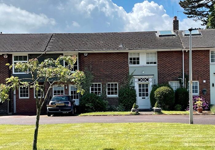 4 Bedroom Terraced House For Sale In The Glebe, Chislehurst, BR7