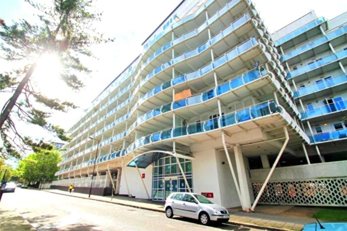 2 Bedroom Flat To Rent In Lyon Road, Harrow, Middlesex, HA1