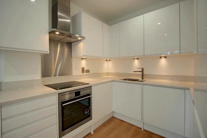 1 Bedroom Flat To Rent In Lawrence House 5-8, River Front, Enfield, Middlesex EN1