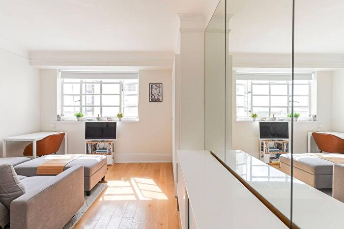 Studio To Rent In Sloane Avenue, Chelsea, London, SW3