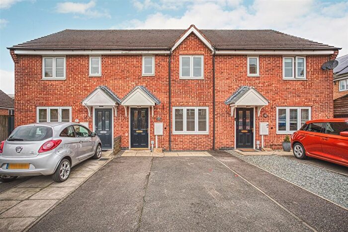 3 Bedroom Terraced House For Sale In Middlefield Close, Allestree, Derby, DE22