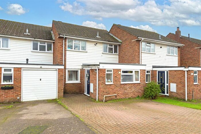 3 Bedroom Terraced House For Sale In Keats Road, Larkfield, Aylesford, ME20