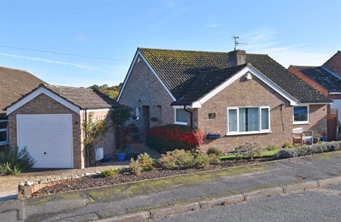 3 Bedroom Detached Bungalow For Sale In Renwick Park West, West Runton, Cromer, NR27
