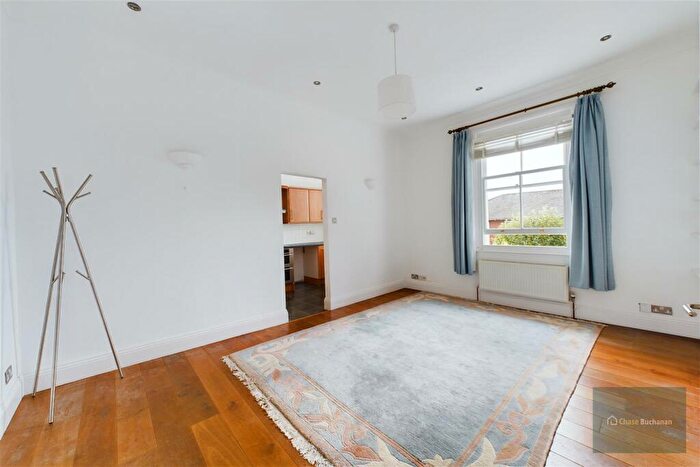 2 Bedroom Flat For Sale In Fairpark Road, Exeter, EX2