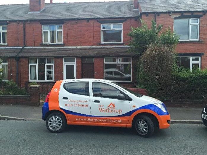 2 Bedroom Terraced House To Rent In Dalton Grove, Leeds, LS11