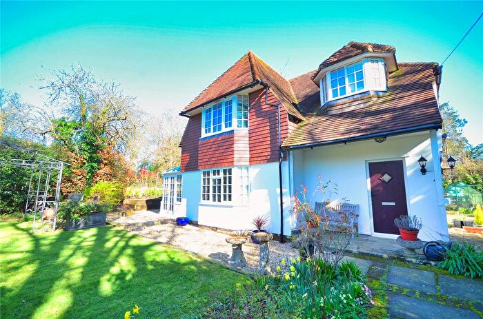 4 Bedroom Detached House For Sale In Dormansland, Lingfield, Surrey, RH7